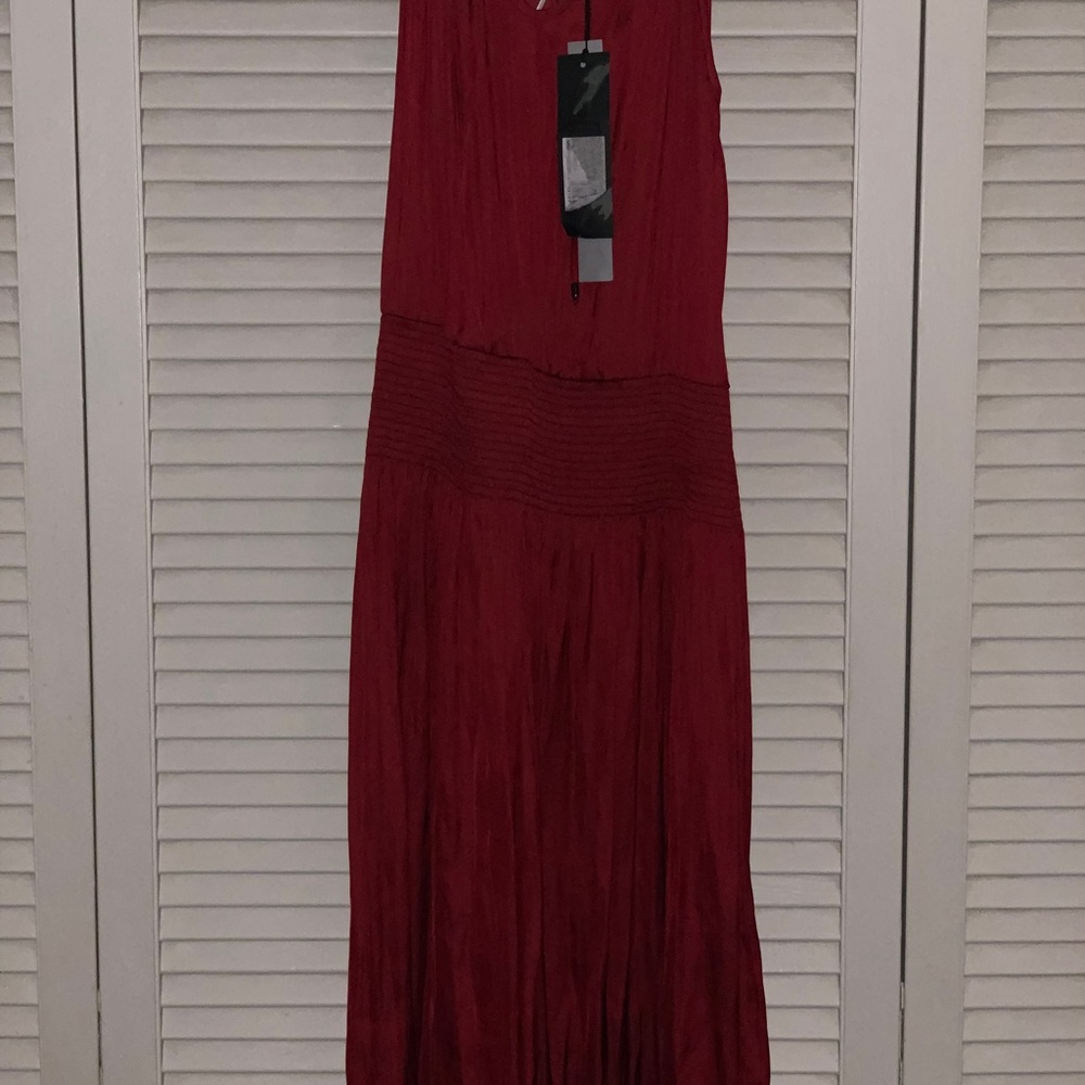 Red Pleated dress - Picture 3 of 5